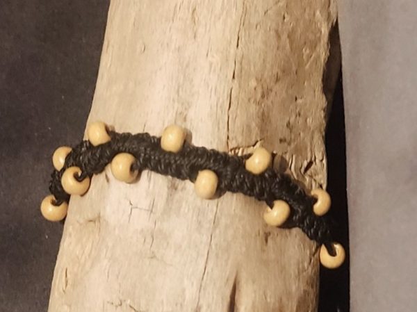 Pulsera de Diseño Hermoso con Cuentas de Madera